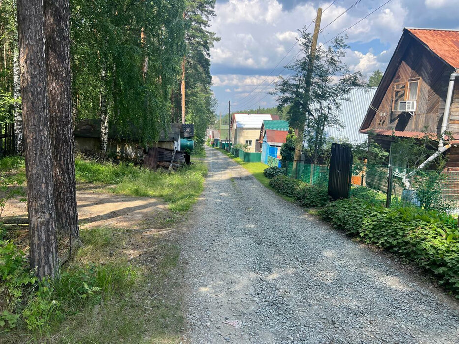 д. Большое Седельниково, СТ Металлург, уч. 17 (городской округ Сысертский) - фото сада (1)