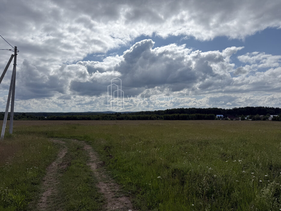 г. Полевской, ул. Комсомольская, 76 (городской округ Полевской) - фото земельного участка (8)