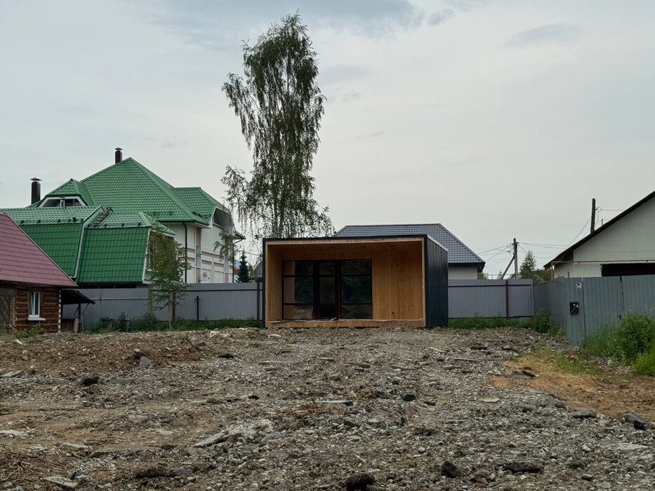 г. Среднеуральск, ул. Железнодорожников, 68 (городской округ Среднеуральск) - фото дома (8)