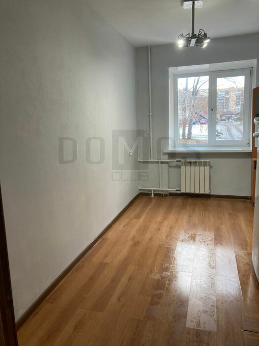 Екатеринбург, ул. Аптекарская, 50 (Вторчермет) - фото комнаты (1)
