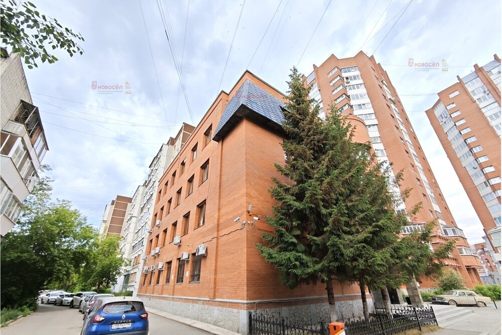 Екатеринбург, ул. Куйбышева, 82А (Шарташский рынок) - фото склада (3)