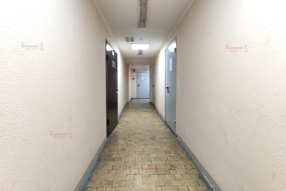Екатеринбург, ул. Куйбышева, 82А (Шарташский рынок) - фото склада (4)