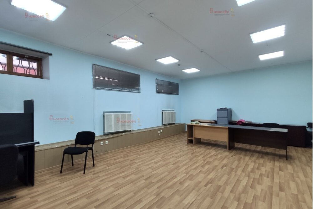 Екатеринбург, ул. Куйбышева, 82А (Шарташский рынок) - фото склада (6)