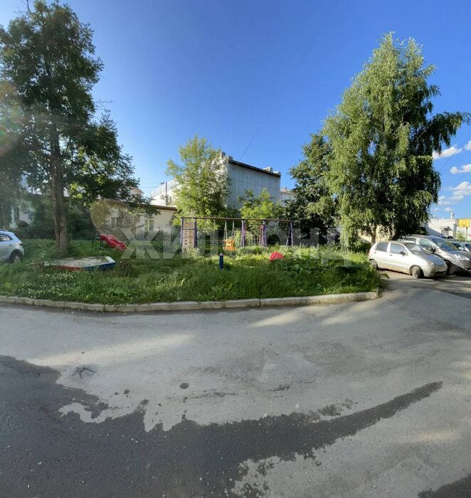 г. Нижний Тагил, ул. Октябрьской революции, 36 (городской округ Нижний Тагил) - фото квартиры (6)