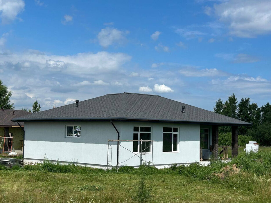 д. Гагарка, ул. Клубная,   (городской округ Заречный) - фото дома (2)
