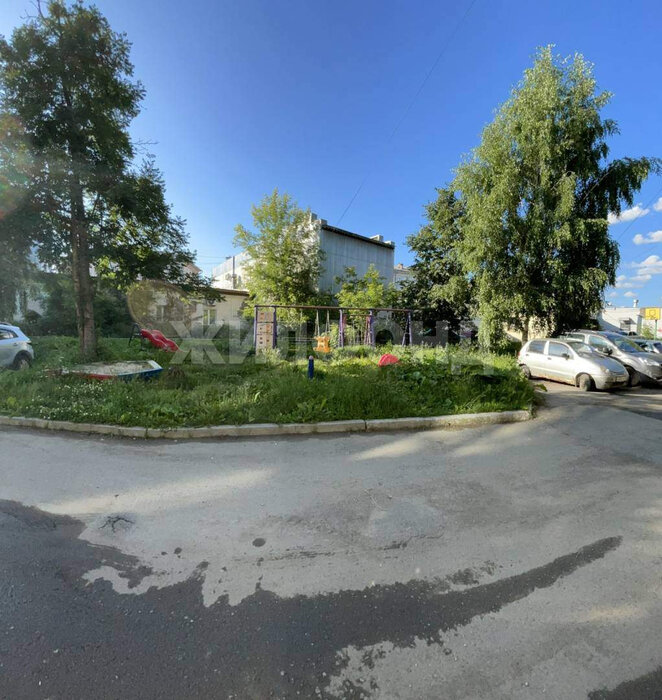 г. Нижний Тагил, ул. Октябрьской Революции, 36 (городской округ Нижний Тагил) - фото квартиры (6)