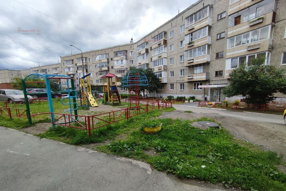 г. Первоуральск, ул. Береговая, 70 (городской округ Первоуральск) - фото квартиры (2)