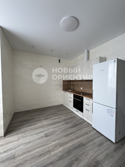 Екатеринбург, ул. Титова, 2 (Горный щит) - фото квартиры (1)