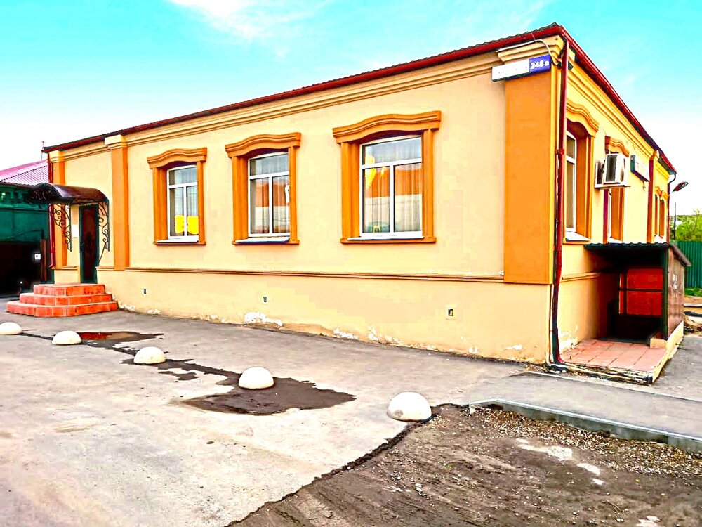 г. Камышлов, ул. Энгельса, 248 (городской округ Камышловский) - фото здания (2)