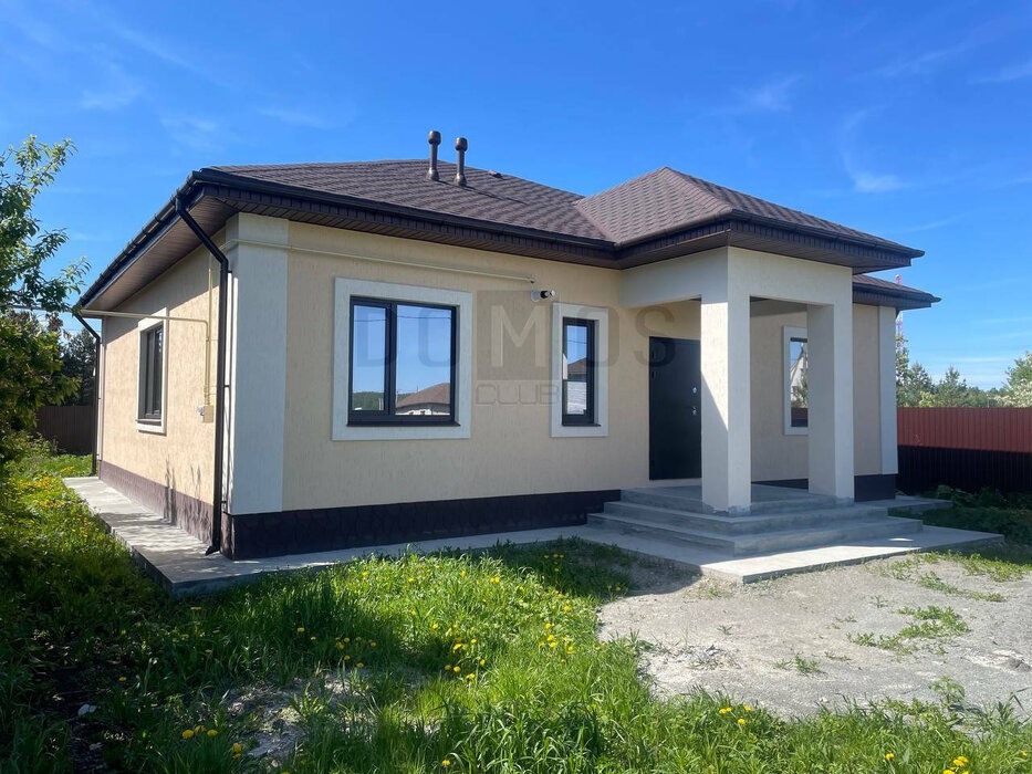 п. Первомайский (г.о. Сысертский), ул. Трудовая, 22 (городской округ Сысертский) - фото дома (3)