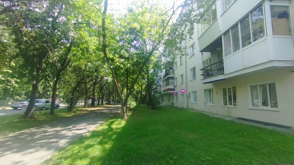 Екатеринбург, ул. Мира, 36 (Втузгородок) - фото торговой площади (1)