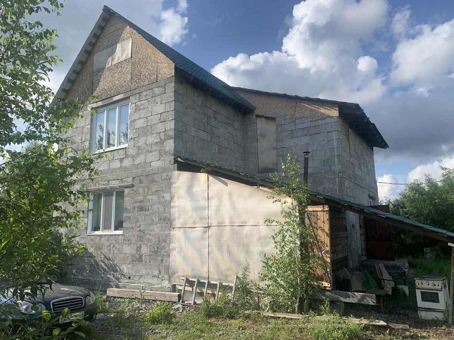 Екатеринбург, ул. Редколесья, 87л (Горный щит) - фото коттеджа (1)