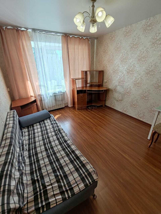 Екатеринбург, ул. Космонавтов, 52Б (Эльмаш) - фото комнаты (1)