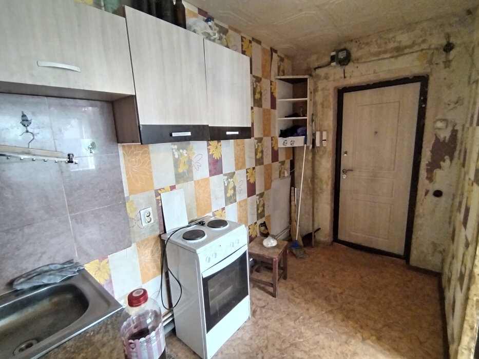 г. Ревда, ул. Карла Либкнехта, 33 (городской округ Ревда) - фото комнаты (6)