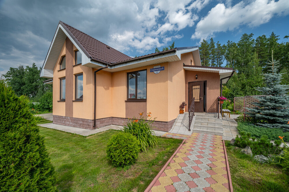 п. Первомайский (г.о. Сысертский), ул. Сиреневый, 4 (городской округ Сысертский) - фото дома (4)