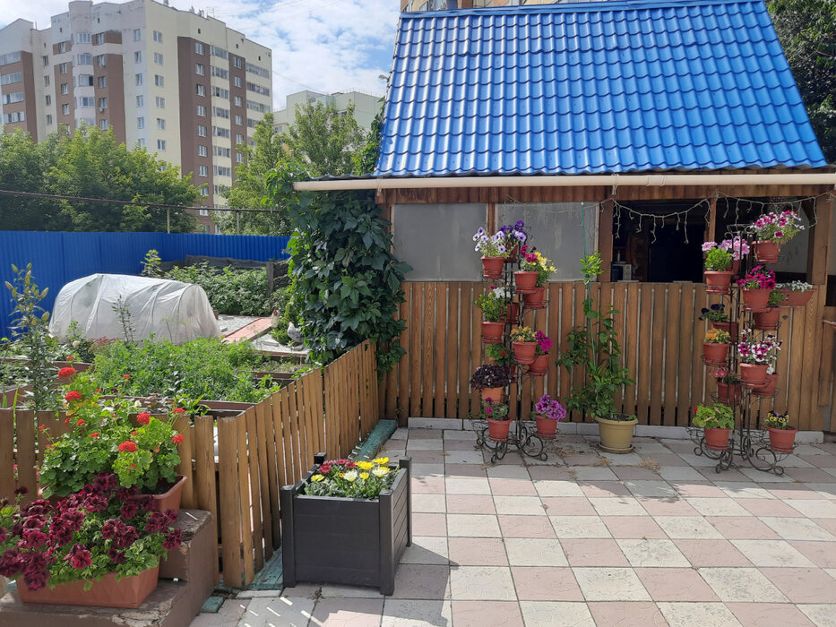 г. Арамиль, ул. Свердлова, 10 (городской округ Арамильский) - фото дома (4)