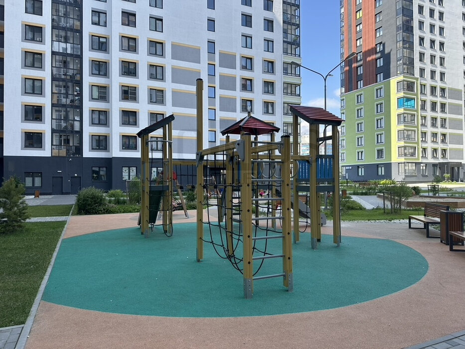 Екатеринбург, ул. Хрустальногорская, 93 (Широкая речка) - фото квартиры (3)