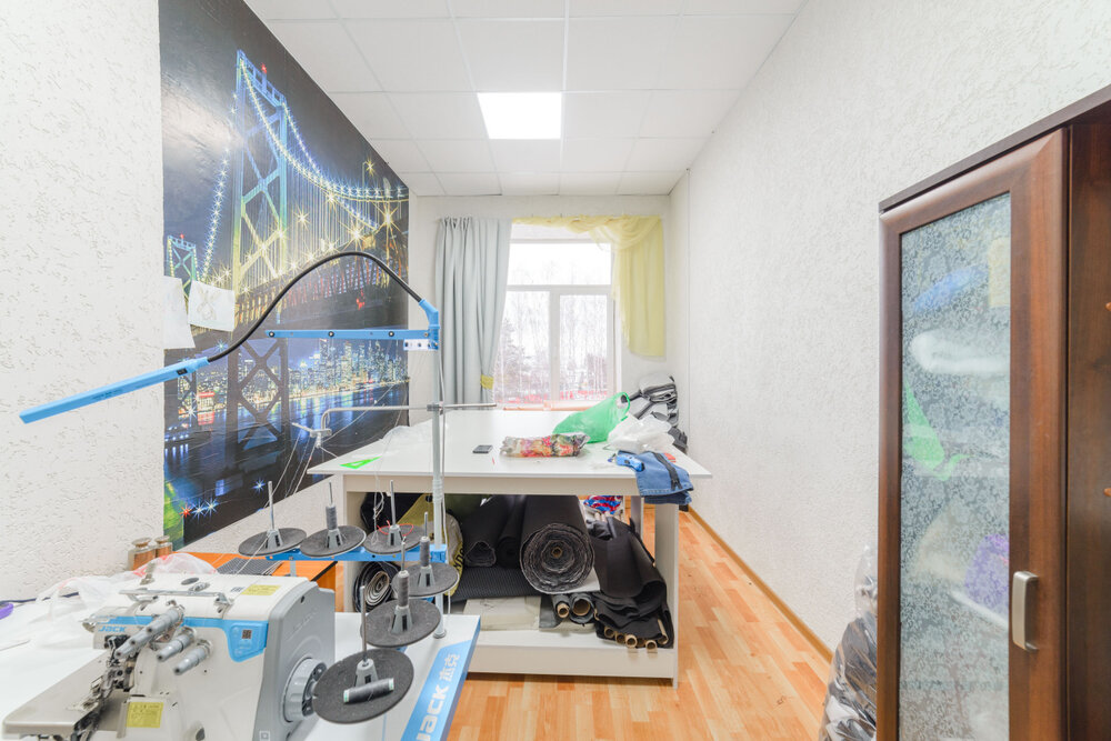 г. Верхняя Пышма, ул. Петрова, 11А (городской округ Верхняя Пышма) - фото офисного помещения (1)
