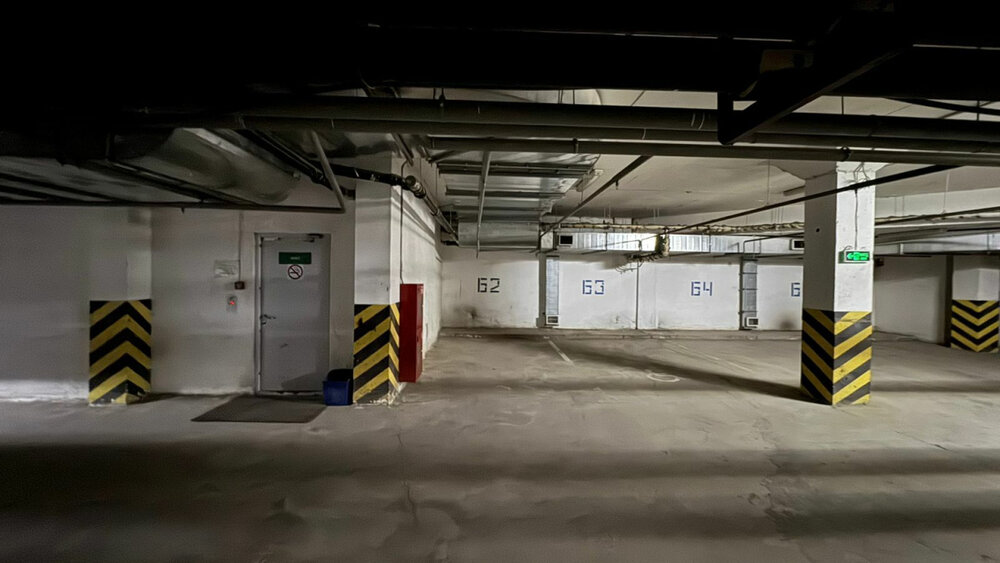 Екатеринбург, ул. Энгельса, 36 (Центр) - фото гаража (1)