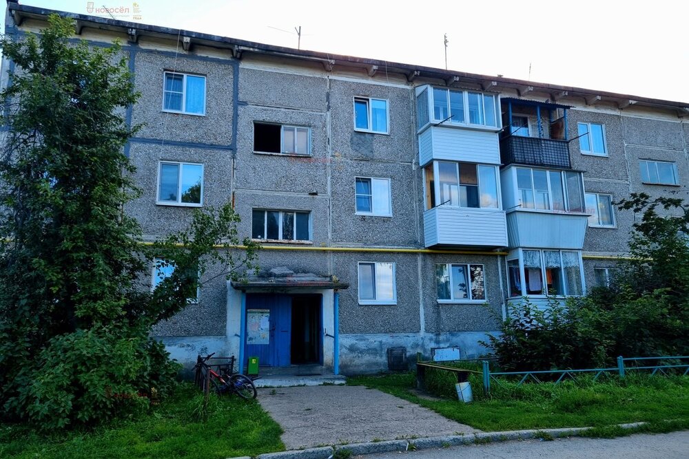 с. Новоалексеевское, ул. 8 Марта, 33Б (городской округ Первоуральск) - фото квартиры (2)
