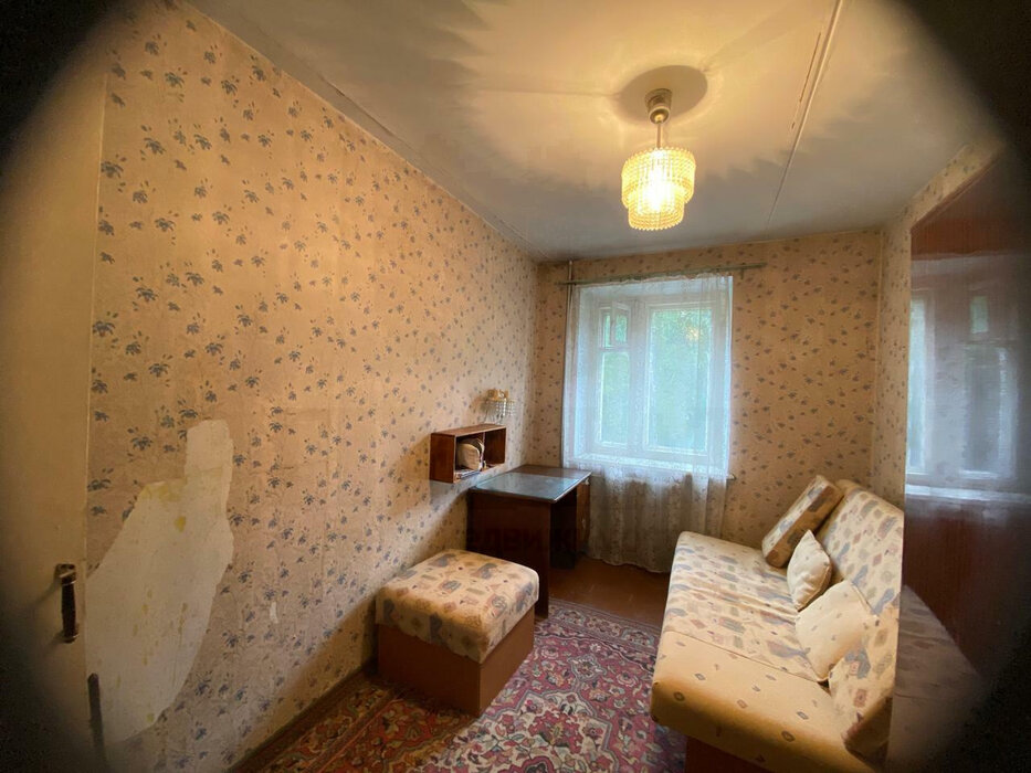 г. Асбест, ул. Ленинградская, 35 (городской округ Асбестовский) - фото квартиры (8)