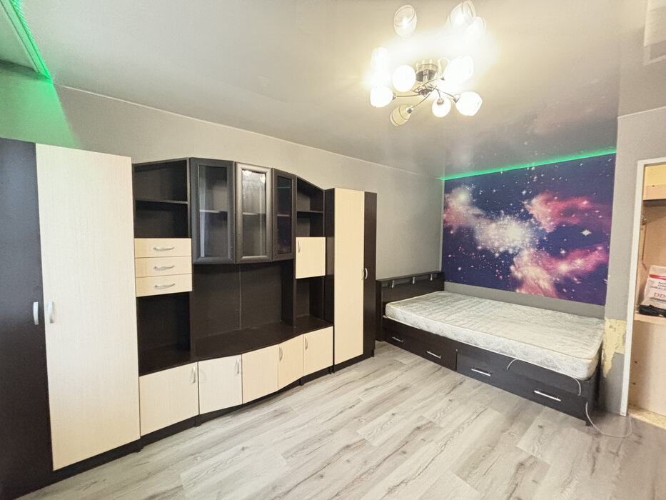 Екатеринбург, ул. Фрезеровщиков, 27 (Эльмаш) - фото квартиры (2)