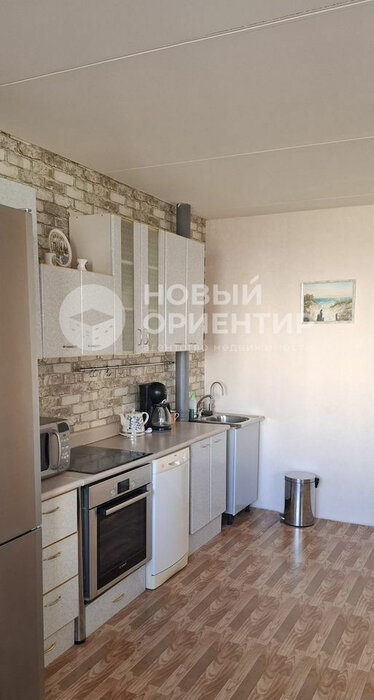 Екатеринбург, ул. Краснолесья, 14 (УНЦ) - фото квартиры (1)