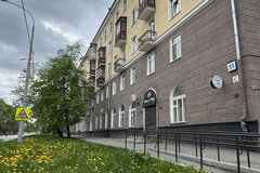 Екатеринбург, ул. Орджоникидзе, 11 (Уралмаш) - фото квартиры