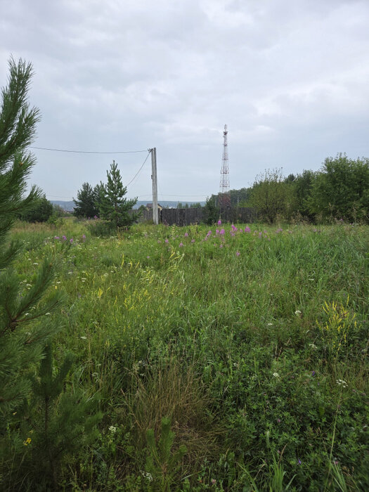 с. Большебрусянское, ул. Светлый, 1 (городской округ Белоярский) - фото земельного участка (1)