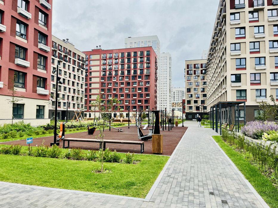 Екатеринбург, ул. Краснолесья, 100 (Академический) - фото квартиры (1)