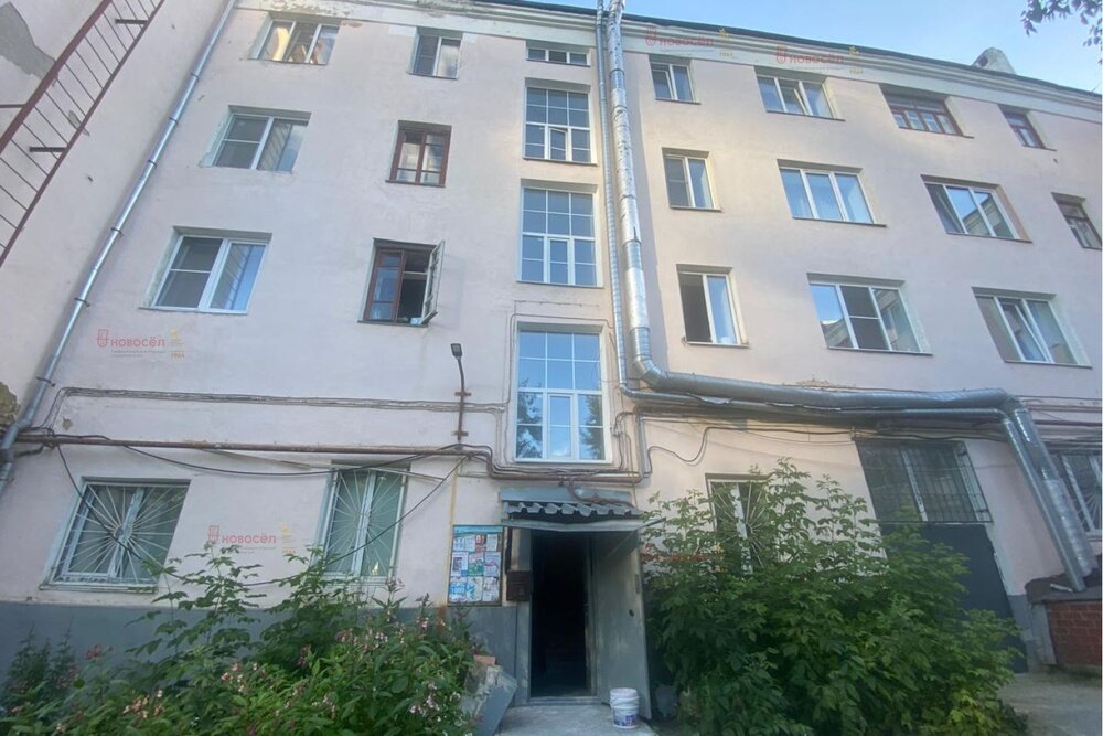 Екатеринбург, ул. Челюскинцев, 60 (Центр) - фото комнаты (2)