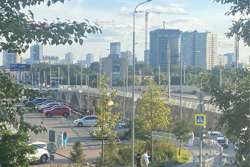 Екатеринбург, ул. Челюскинцев, 60 (Центр) - фото комнаты (8)