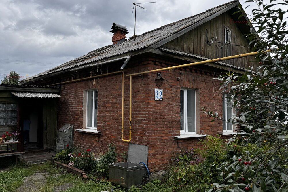 Екатеринбург, ул. Варяжская, 32 (Компрессорный) - фото дома (2)