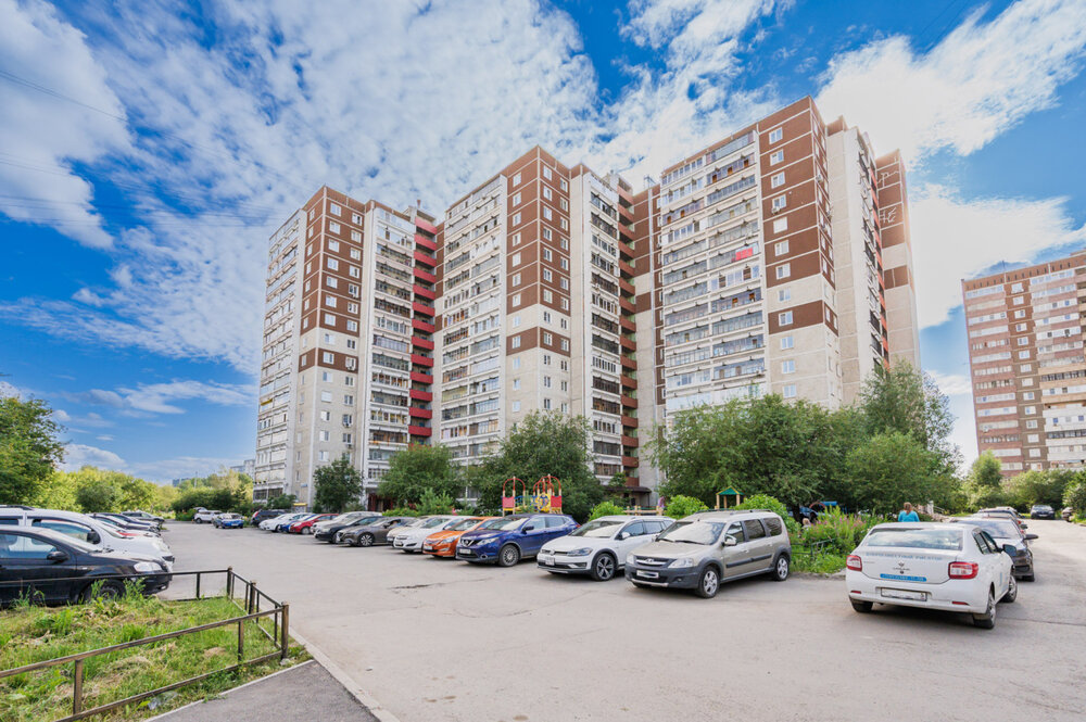 Екатеринбург, ул. Сиреневый, 18 (ЖБИ) - фото квартиры (1)