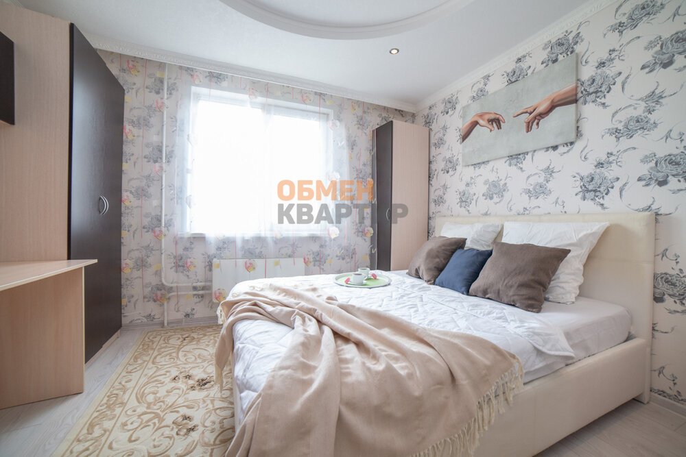 Екатеринбург, ул. Краснолесья, 28 (УНЦ) - фото квартиры (1)