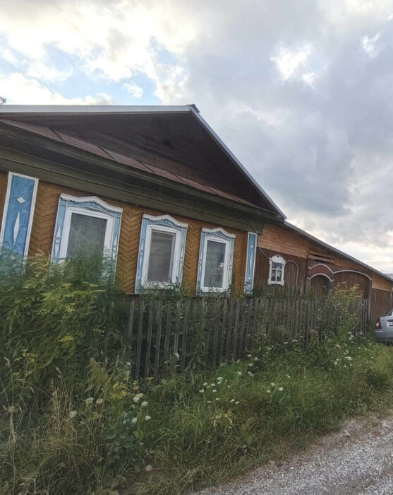 г. Михайловск, ул. Урицкого, 11 (Нижнесергинский район) - фото дома (1)