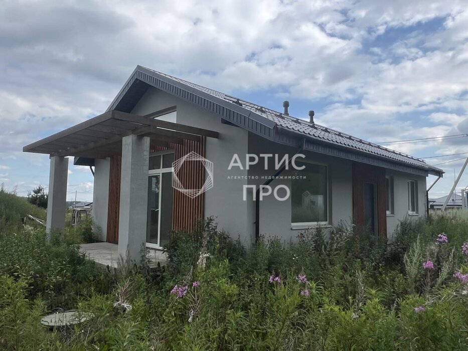 с. Кадниково, ул. Врубеля, 2 (городской округ Сысертский) - фото дома (1)