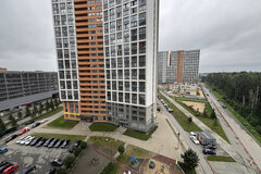 Екатеринбург, ул. микрорайон Светлый, 1 (Уктус) - фото квартиры