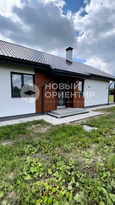 п. Большой Исток, ул. Прибрежная,   (городской округ Сысертский) - фото дома (2)