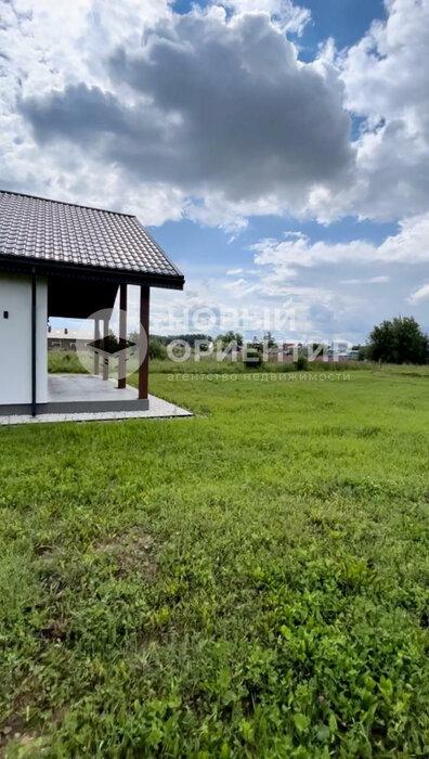 п. Большой Исток, ул. Прибрежная,   (городской округ Сысертский) - фото дома (3)
