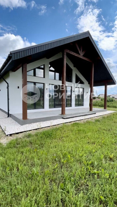 п. Большой Исток, ул. Прибрежная,   (городской округ Сысертский) - фото дома (6)