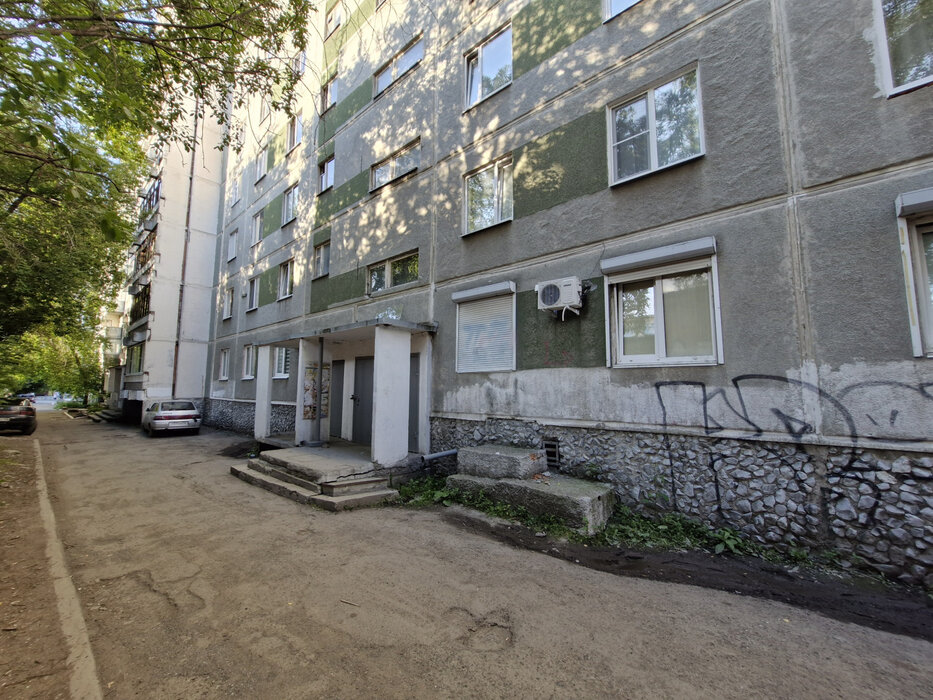Екатеринбург, ул. Хохрякова, 102 (Центр) - фото комнаты (1)