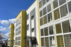 г. Среднеуральск, ул. Металлистов, 14 (городской округ Среднеуральск) - фото квартиры