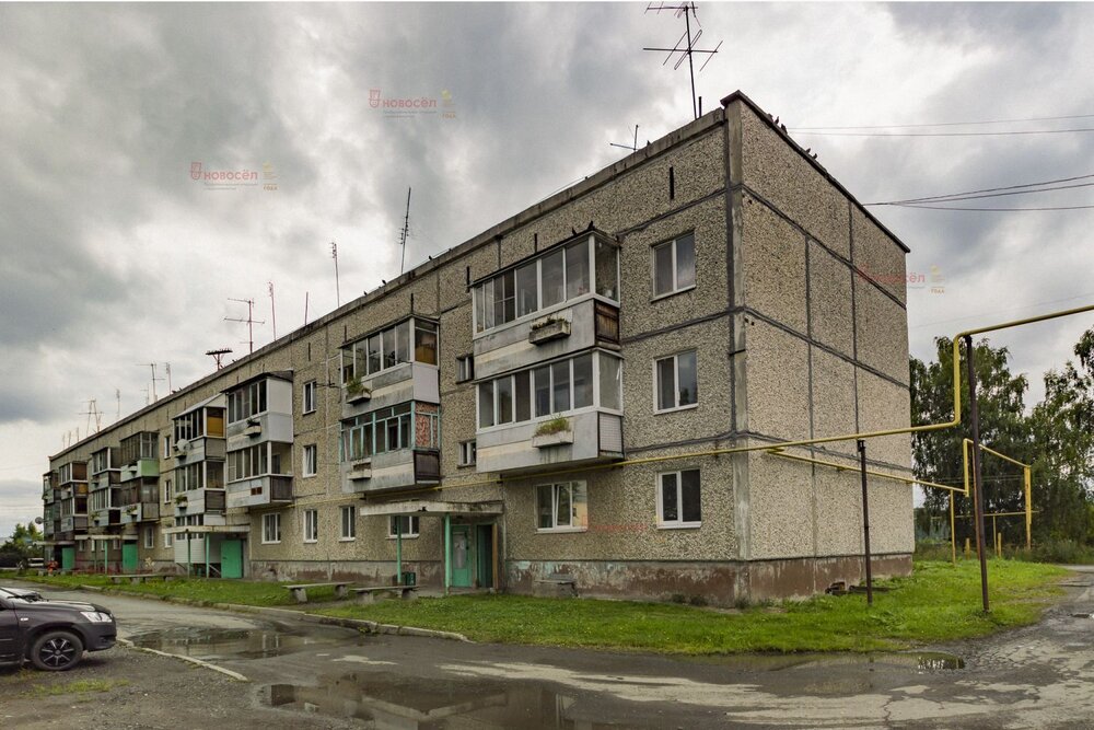 с. Новоалексеевское, ул. 8 Марта, 37 (городской округ Первоуральск) - фото квартиры (2)