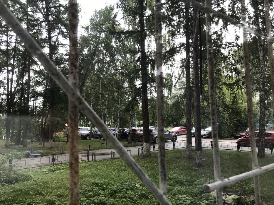 Екатеринбург, ул. Крылова, 24а (ВИЗ) - фото комнаты (3)