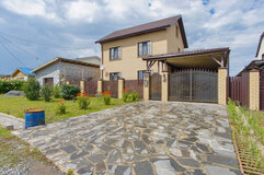 п. Бобровский, ул. Цветочная, 7 (городской округ Сысертский) - фото дома