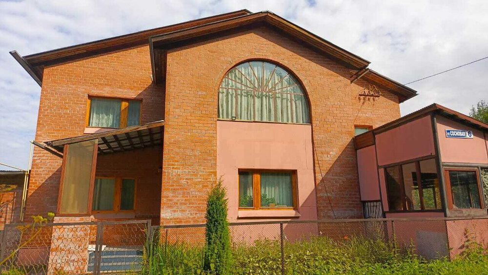 г. Асбест, ул. Сосновая, 6 (городской округ Асбестовский) - фото дома (3)