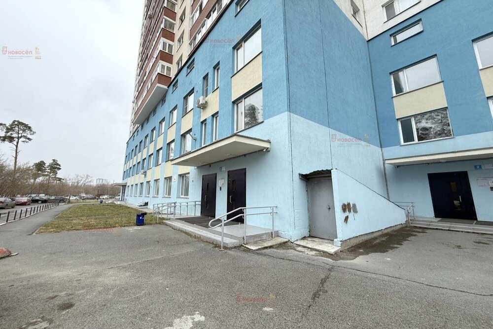 Екатеринбург, ул. Базовый, 50 (Автовокзал) - фото квартиры (8)