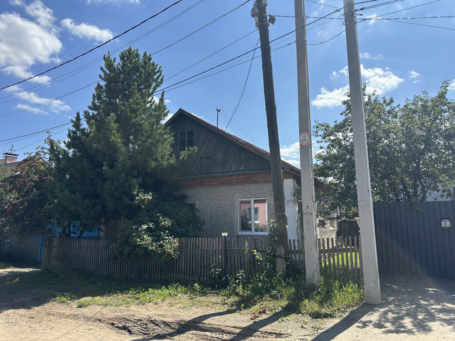 Екатеринбург, ул. Бажова, 15 (Шабровский) - фото дома (1)