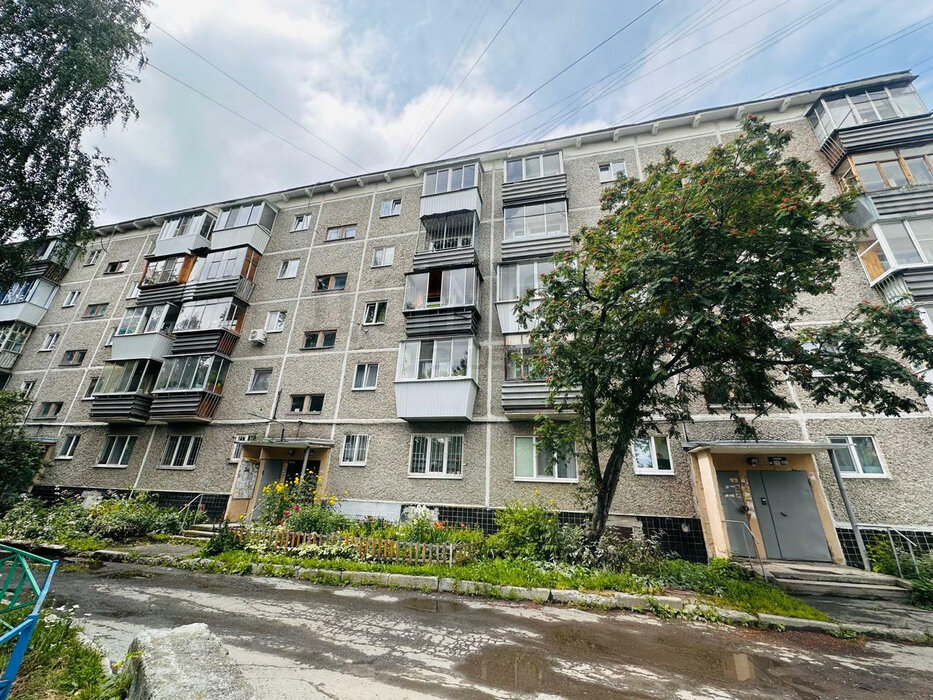 Екатеринбург, ул. Сыромолотова, 23 (ЖБИ) - фото квартиры (1)